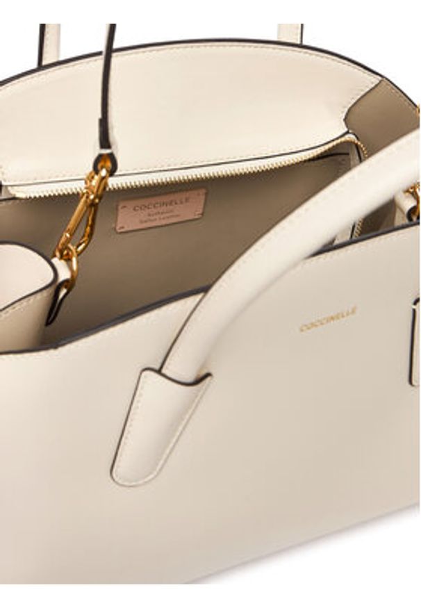 Coccinelle Torebka U7K Coccinelletylde Calf E1 U7K 18 02 01 Écru. Kolor: kremowy. Materiał: skórzane