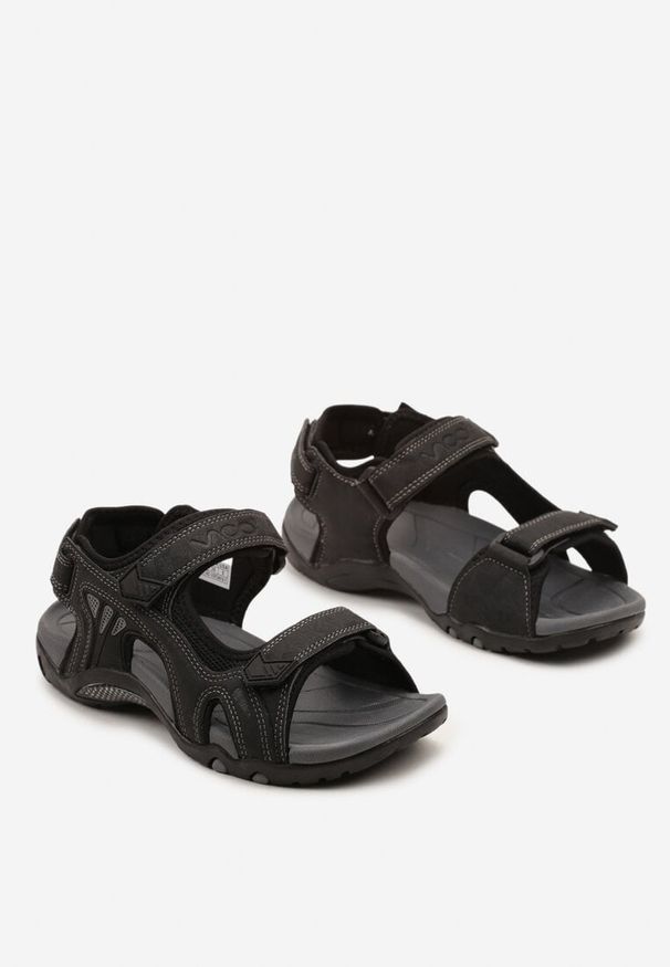 Born2be - Czarne Sandały Zapinane na Rzepy Decia. Okazja: na spacer. Zapięcie: rzepy. Kolor: czarny. Sezon: lato. Styl: elegancki
