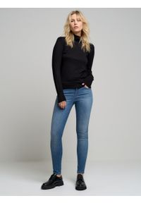 Big-Star - Sweter damski z golfem czarny Arlanka 906. Typ kołnierza: golf. Kolor: czarny. Materiał: jeans, materiał, wiskoza. Długość rękawa: długi rękaw. Długość: długie. Styl: klasyczny, elegancki #2