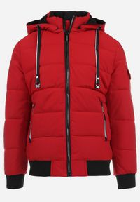 Born2be - Czerwona Pikowana Kurtka z Odpinanym Kapturem Amiotte. Kolor: czerwony. Wzór: aplikacja #3