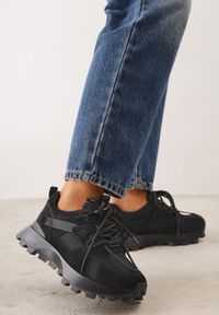 Born2be - Czarne Sneakersy z Zamszu na Grubej Podeszwie z Podwójnym Sznurowaniem Linoza. Okazja: na co dzień. Zapięcie: sznurówki. Kolor: czarny. Materiał: zamsz. Obcas: na platformie #1