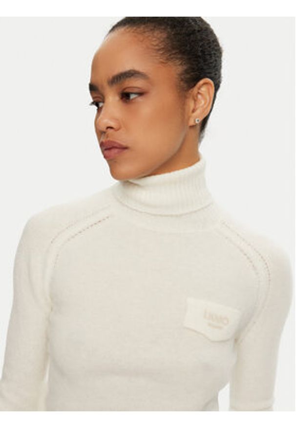 Liu Jo Golf WF4363 MA49P Écru Regular Fit. Typ kołnierza: golf. Materiał: syntetyk