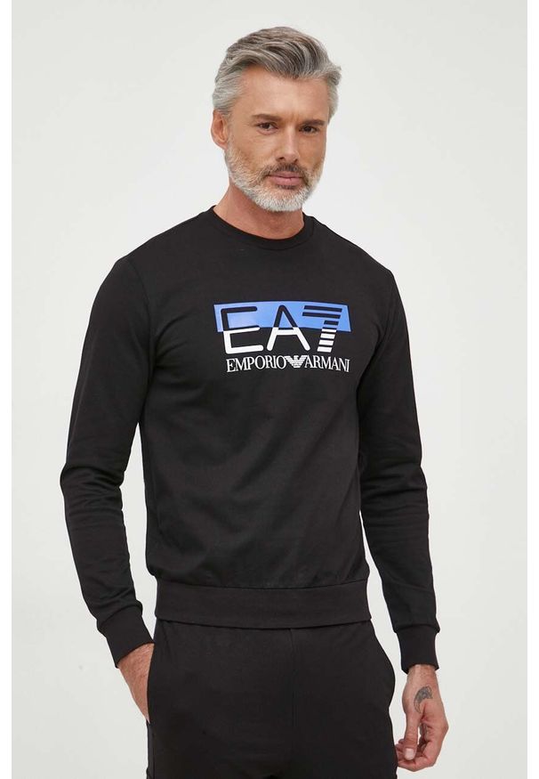 EA7 Emporio Armani bluza bawełniana męska kolor czarny z nadrukiem. Kolor: czarny. Materiał: bawełna. Wzór: nadruk. Styl: klasyczny