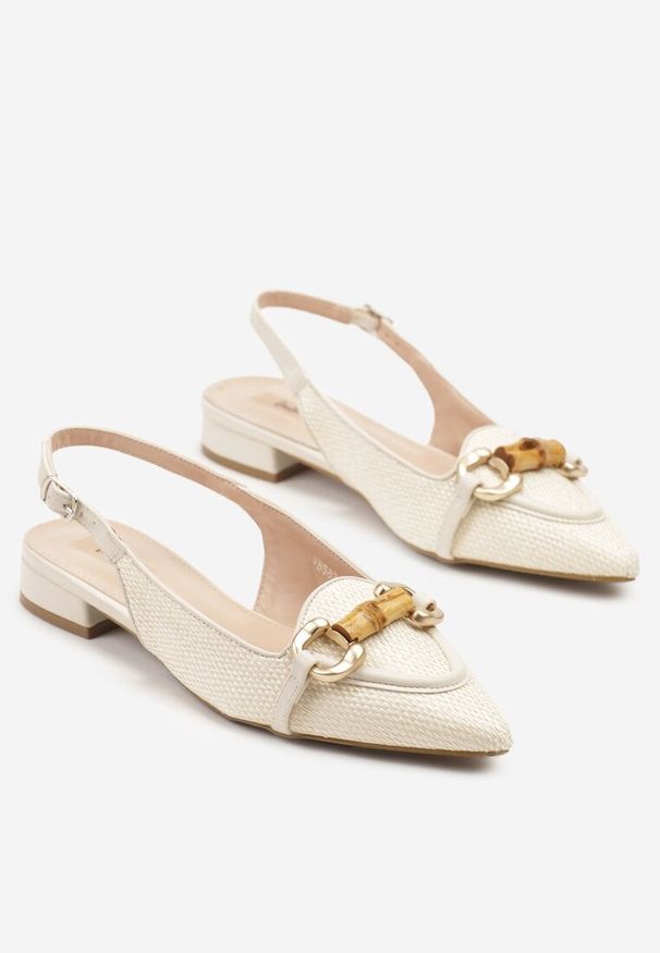 Renee - Beżowe Tweedowe Sandały Slingback z Ozdobną Aplikacją Davira. Okazja: na co dzień. Kolor: beżowy. Materiał: koronka, materiał. Wzór: aplikacja. Styl: elegancki, casual