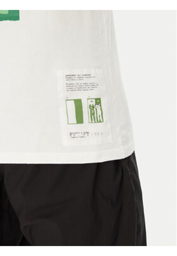 C.P. Company T-Shirt 18CMTS307A005431G Biały Regular Fit. Kolor: biały. Materiał: bawełna