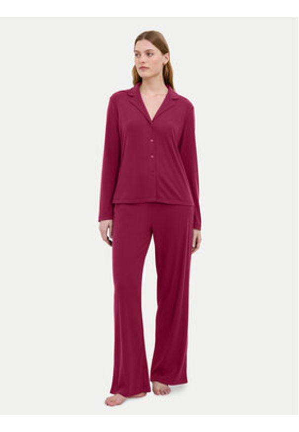 Triumph Koszulka piżamowa Mix&Match 10225047 Bordowy Regular Fit. Kolor: czerwony. Materiał: syntetyk