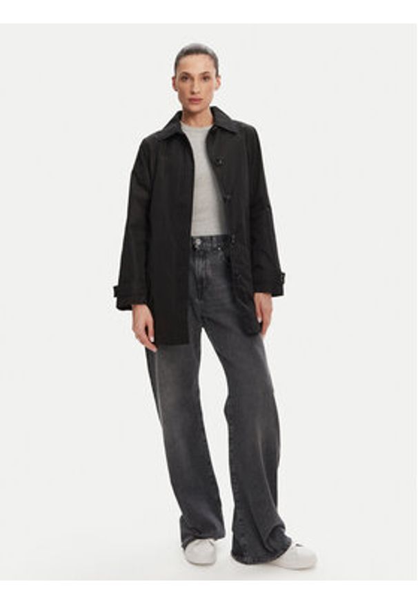 Geox Trencz W5520N T3111 F9000 Czarny Regular Fit. Kolor: czarny. Materiał: syntetyk