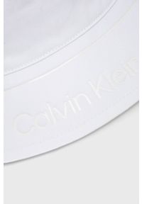 Calvin Klein kapelusz bawełniany kolor czarny bawełniany. Kolor: biały. Materiał: bawełna