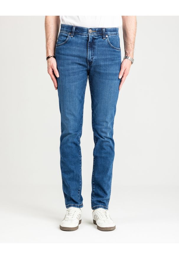 Wrangler - MESKIE SPODNIE WRANGLER LARSTON DANDELION SUMMER 112362458. Sezon: lato, wiosna. Styl: klasyczny