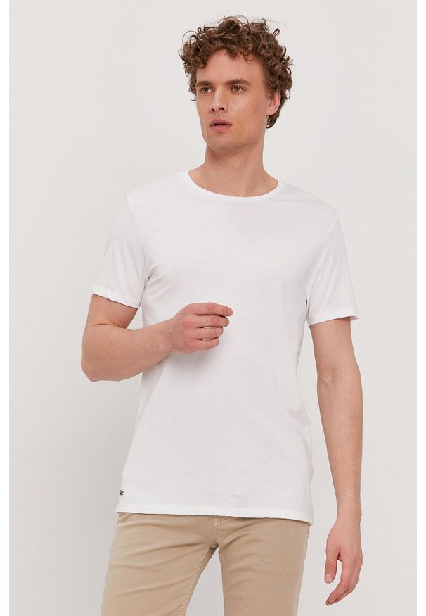 Lacoste - T-shirt. Okazja: na co dzień. Materiał: dzianina. Wzór: gładki. Styl: casual
