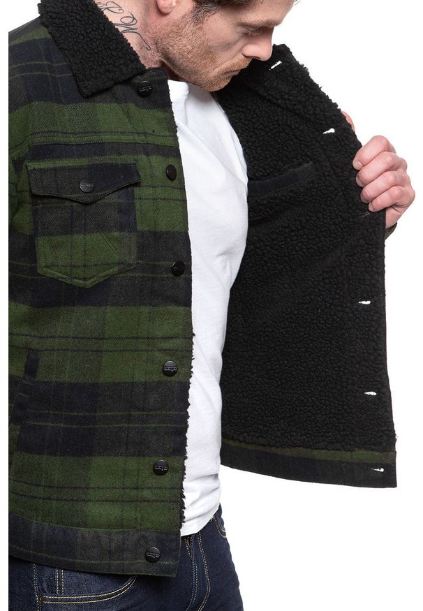 Wrangler - KURTKA ZIMOWA WRANGLER THE TRUCKER RIFLE GREEN W4D2SGG13 112129114. Sezon: zima