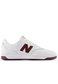 Buty New Balance BB80UFM - białe. Okazja: na co dzień. Kolor: biały. Materiał: materiał, skóra, syntetyk, guma. Szerokość cholewki: normalna. Sport: koszykówka, turystyka piesza
