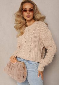 Renee - Beżowy Grubo Pleciony Sweter z Wełną i Bawełną Bavime. Kolor: beżowy. Materiał: bawełna, wełna. Sezon: zima