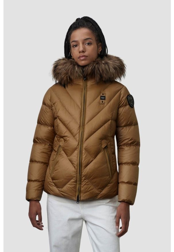Blauer USA - BLAUER Brązowa kurtka damska Alicia Short Jackets, Rozmiar XL. Kolor: brązowy. Materiał: puch, poliamid, futro. Styl: elegancki