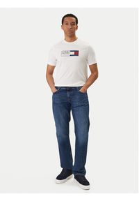 TOMMY HILFIGER - Tommy Hilfiger T-Shirt Brand Love Box MW0MW42366 Biały Regular Fit. Kolor: biały. Materiał: bawełna #2