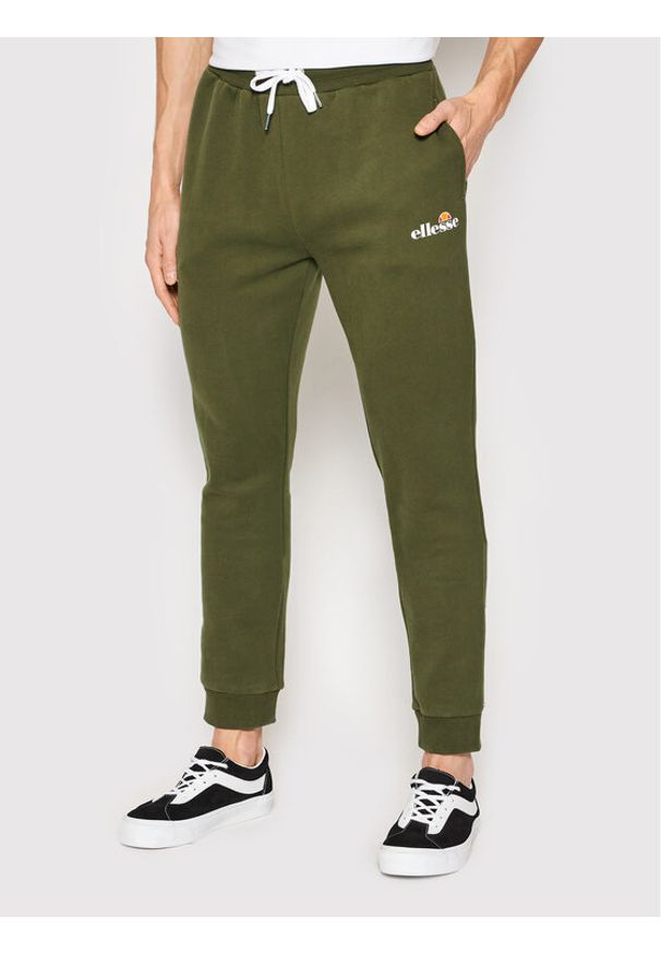 Ellesse Spodnie dresowe Granite SHK12643 Zielony Regular Fit. Kolor: zielony. Materiał: bawełna, dresówka