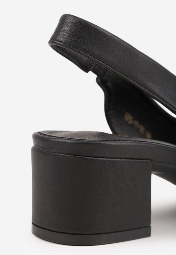 Born2be - Czarne Sandały Slingback Vices na Słupku Zdobione Perforacją Telanisia. Okazja: na co dzień. Nosek buta: szpiczasty. Kolor: czarny. Materiał: jeans. Wzór: aplikacja. Obcas: na słupku. Styl: elegancki, casual