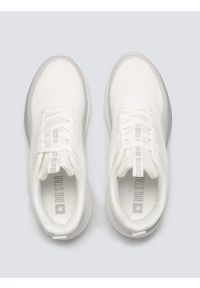Big-Star - Sneakersy męskie białe TT174252 101. Okazja: na spacer. Nosek buta: okrągły. Zapięcie: sznurówki. Kolor: biały. Materiał: jeans, syntetyk, materiał, dresówka. Sport: fitness, turystyka piesza #4