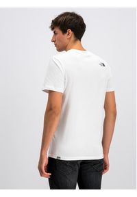 The North Face T-Shirt Easy NF0A2TX3 Biały Regular Fit. Kolor: biały. Materiał: bawełna #4