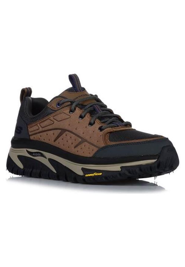 skechers - Buty do chodzenia męskie Skechers Arch Fit Road Walker. Kolor: wielokolorowy. Materiał: zamsz, materiał, syntetyk. Szerokość cholewki: normalna. Sport: turystyka piesza