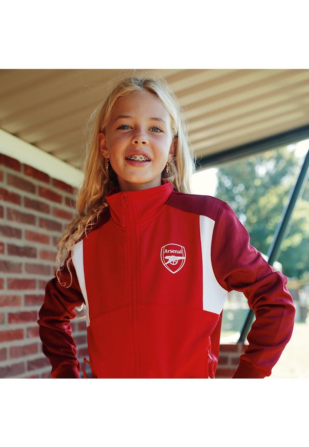 ARSENAL - Dres piłkarski dziecięcy Arsenal 23/24. Kolor: czerwony. Materiał: dresówka. Styl: sportowy