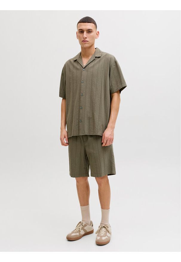 Jack & Jones Komplet koszula i szorty materiałowe Tyson 12297649 Zielony Relaxed Fit. Kolor: zielony. Materiał: bawełna