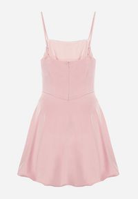 Born2be - Różowa Sukienka Vices na Ramiączkach o Fasonie Bombki Folonna. Okazja: na co dzień. Typ kołnierza: dekolt kwadratowy. Kolor: różowy. Długość rękawa: na ramiączkach. Typ sukienki: bombki. Styl: casual, elegancki #4