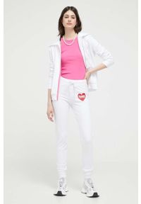 Love Moschino spodnie dresowe kolor biały z nadrukiem. Kolor: biały. Materiał: dresówka. Wzór: nadruk #3
