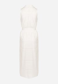 Born2be - Biała Bawełniana Sukienka Ażurowa o Koszulowym Kroju z Materiałowym Paskiem w Talii Vikiiana. Kolor: biały. Materiał: bawełna, materiał. Wzór: ażurowy. Typ sukienki: koszulowe. Styl: elegancki, wizytowy #7