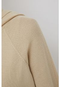 United Colors of Benetton sweter bawełniany damski kolor beżowy lekki. Okazja: na co dzień. Typ kołnierza: kaptur. Kolor: beżowy. Materiał: bawełna. Długość rękawa: raglanowy rękaw. Wzór: gładki, ze splotem. Styl: casual #2
