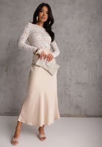Renee - Beżowa Koktajlowa Spódnica z Satyny o Rozkloszowanym Kroju Zinnivira. Kolor: beżowy. Materiał: satyna. Styl: wizytowy #3