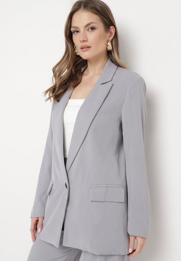 Born2be - Szara Marynarka Zapinana na Guzik z Kieszeniami Polxeni. Kolor: szary. Materiał: poliester