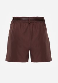 Born2be - Brązowe Eleganckie Szorty z Wysokim Stanem i Wąskim Paskiem z Klamrą Rissarah. Okazja: na co dzień. Stan: podwyższony. Kolor: brązowy. Wzór: gładki. Styl: elegancki #7