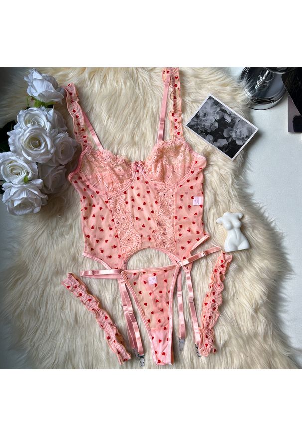 Intica - Biustonosz push-up z kompletem na specjalne okazje Chastity. Kolor: różowy. Materiał: tkanina, materiał