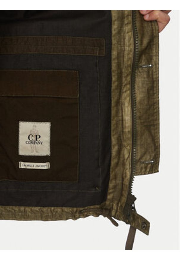 C.P. Company Kurtka przejściowa 18CMOW224A110318G Zielony Regular Fit. Kolor: zielony. Materiał: syntetyk
