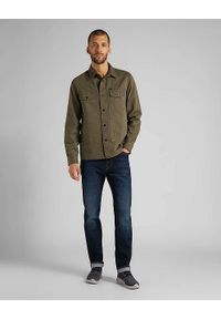 Lee - LEE MILITARY WORKER SHIRT MĘSKA KOSZULA MATERIAŁOWA REGULAR FIT OLIVE GREEN L66CTHNX. Materiał: materiał #2