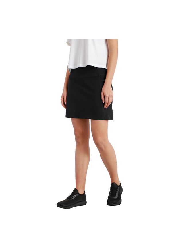 skechers - Spodenki sportowe damskie Skechers Go Walk Skort. Kolor: czarny. Materiał: nylon, elastan. Sport: turystyka piesza