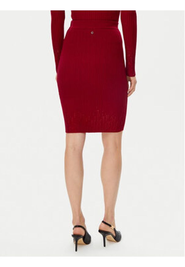 Guess Spódnica ołówkowa W5RD83 Z2Y50 Czerwony Slim Fit. Kolor: czerwony. Materiał: syntetyk