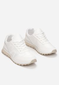 Born2be - Białe Sneakersy Sznurowane Yerotte. Wysokość cholewki: przed kostkę. Kolor: biały. Materiał: materiał. Szerokość cholewki: normalna. Obcas: na płaskiej podeszwie