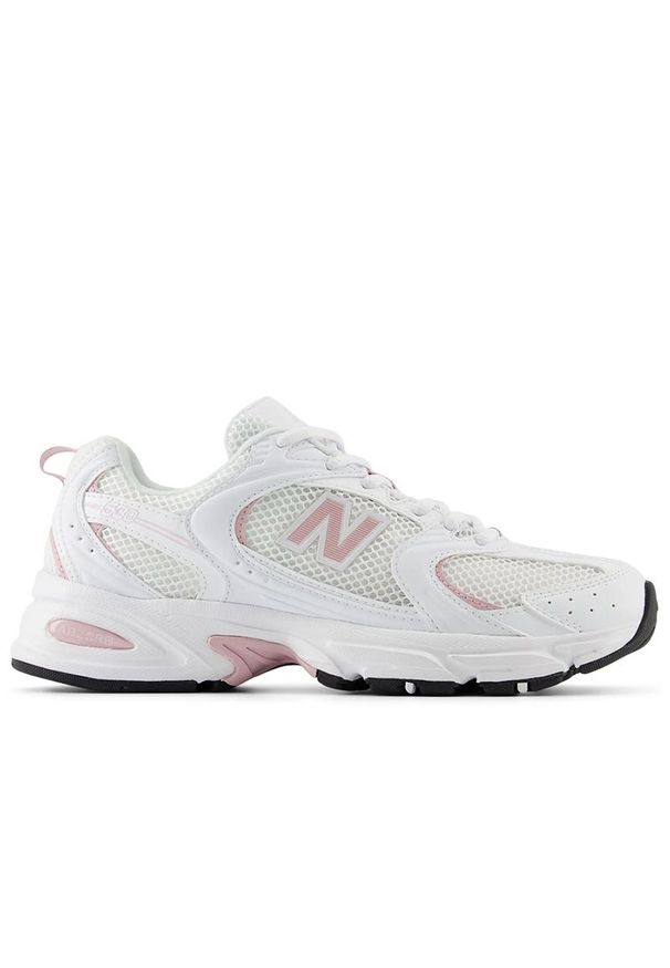 Buty unisex New Balance U530CSA - białe. Kolor: biały. Materiał: materiał, syntetyk. Szerokość cholewki: normalna. Sezon: lato. Sport: turystyka piesza