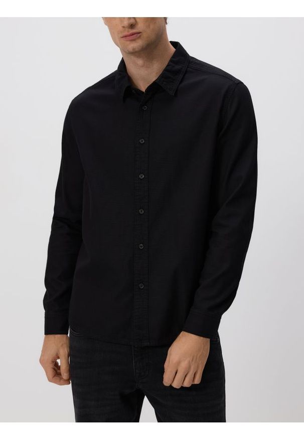 Reserved - Jeansowa koszula regular fit - czarny. Kolor: czarny. Materiał: jeans