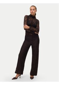 Vero Moda Spodnie materiałowe Neline 10335568 Brązowy Regular Fit. Kolor: brązowy. Materiał: syntetyk