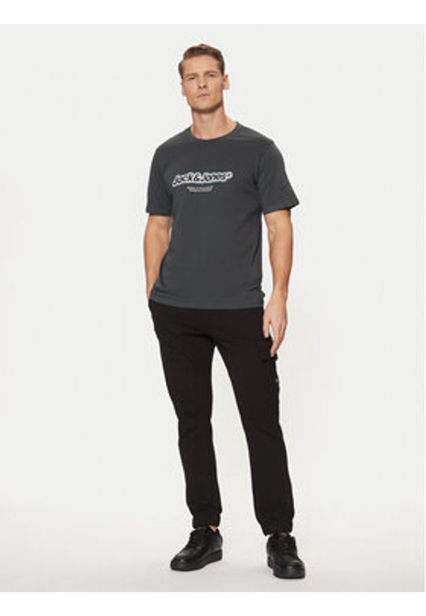 Jack & Jones T-Shirt Vesterbro 12265740 Szary Relaxed Fit. Kolor: szary. Materiał: bawełna