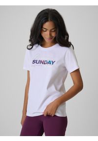 4f - 4F T-shirt regular z nadrukiem damski - biały XS. Okazja: na co dzień. Kolor: biały. Materiał: dzianina, bawełna, dresówka, jeans. Wzór: nadruk. Styl: casual, klasyczny #1