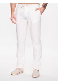 Lindbergh Spodnie materiałowe 30-008003 Biały Tapered Fit. Kolor: biały. Materiał: bawełna #1