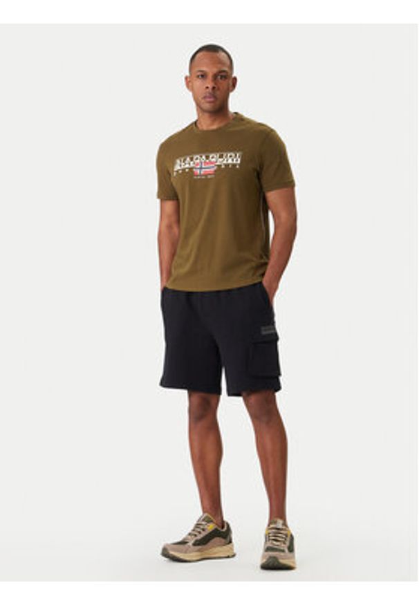 Napapijri T-Shirt S-Aylmer NP0A4HTO Zielony Regular Fit. Kolor: zielony. Materiał: bawełna