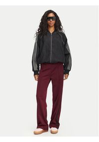 Adidas - adidas Spodnie dresowe Firebird Loose Tracksuit KS4669 Bordowy Loose Fit. Kolor: czerwony. Materiał: syntetyk #3