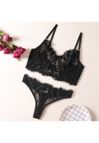 Intica - Koronkowy komplet bielizny push-up ze stringami Alheide. Kolor: czarny. Materiał: koronka. Długość: długie. Wzór: koronka