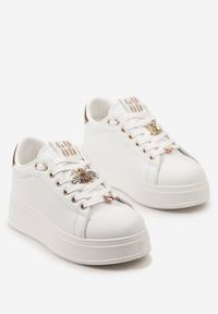 Born2be - Szampańskie Sneakersy Zephima. Kolor: biały. Szerokość cholewki: normalna. Wzór: gładki #5