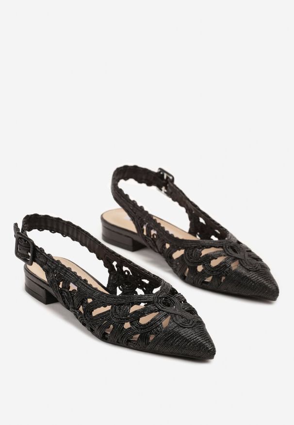 Renee - Czarne Sandały Slingback z Szydełkową Cholewką z Metalicznymi Przeszyciami Frolette. Okazja: na co dzień. Zapięcie: pasek. Kolor: czarny. Materiał: jeans. Obcas: na obcasie. Styl: casual, elegancki. Wysokość obcasa: niski